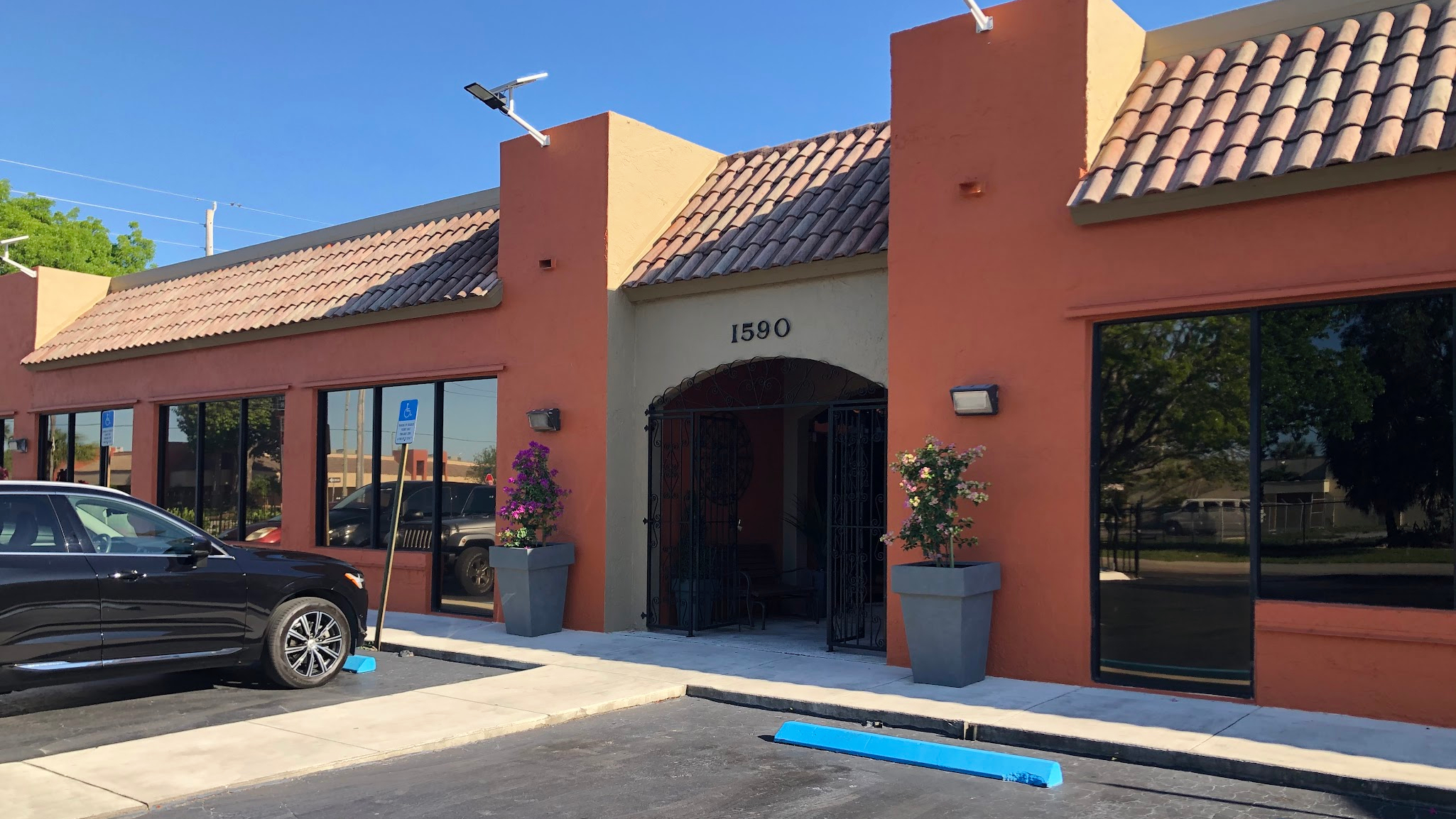 Royal Life Center West Palm Beach, FL