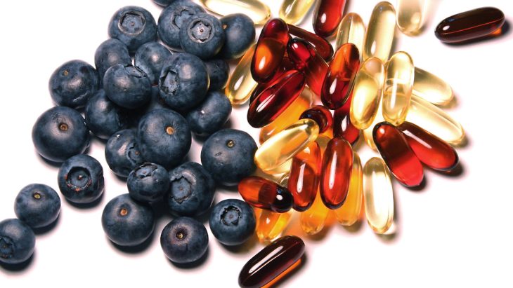 Blueberries and vitamins 