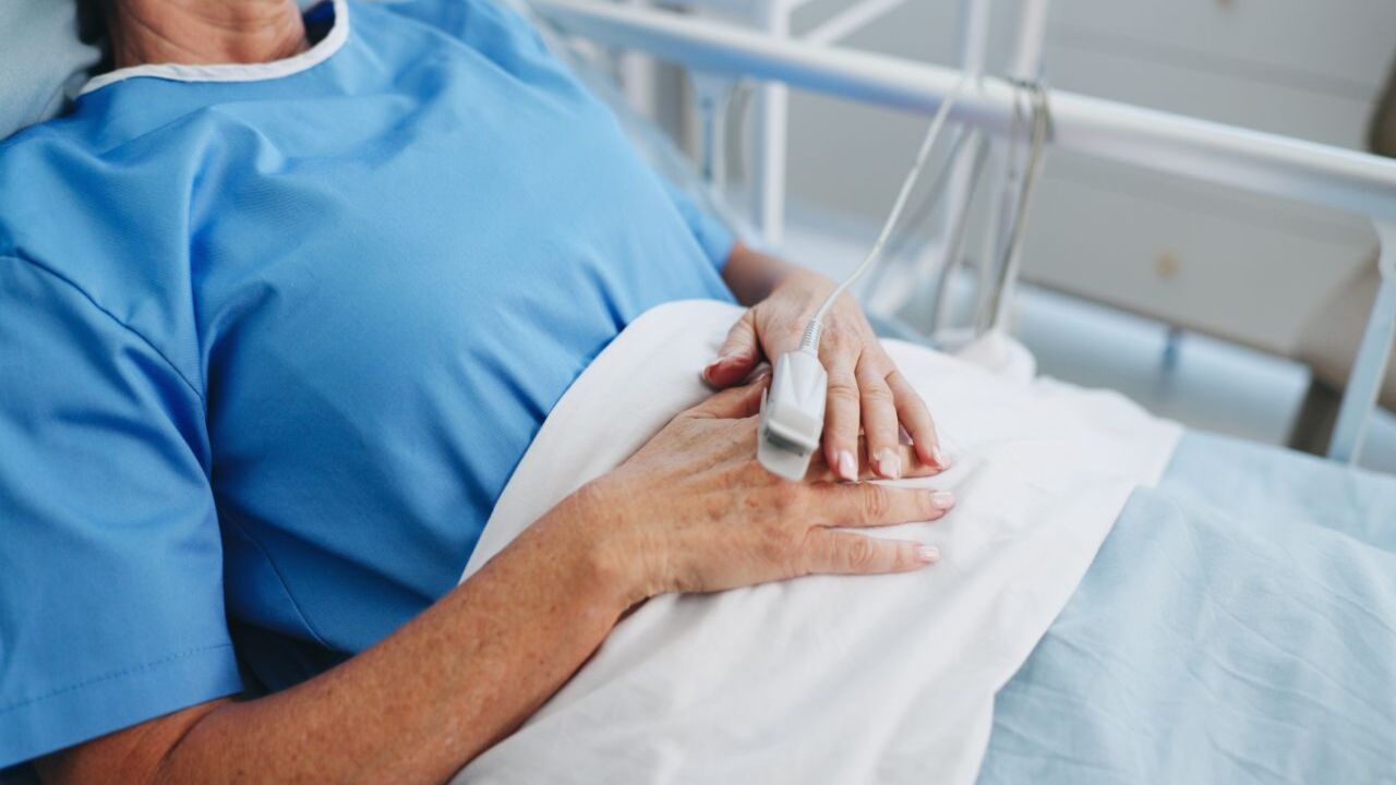 alcohol withdrawal hospitalizations
